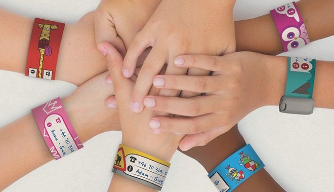 Raw Labels highlights the benefits of wristbands for keeping children safe at school