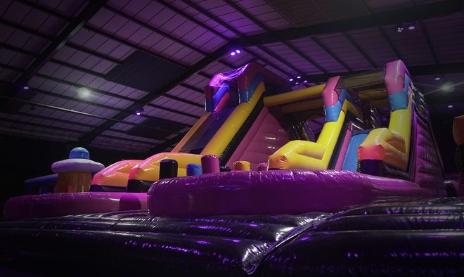THE UK’S FIRST EVER INTERACTIVE INFLATABLE PARK AIR HAUS TO OPEN AT MEADOWHALL THIS SATURDAY