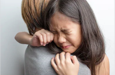 Friends set up crowdfunding appeal to launch legal challenge to reunite a bereft mother with her daughter from the hands of a wealthy, yet abusive father