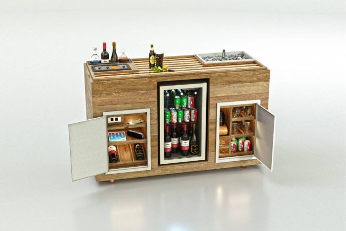 Cabinet-Tronix Unveils Luxury Movable Outdoor Serving Bar