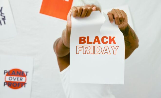 Firney Urges Teams to Rethink E-Commerce Strategy After Black Friday Disappointments